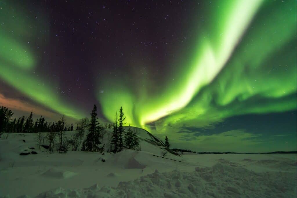 How to View the Aurora in Yellowknife - The Ultimate Guide | Packed for ...