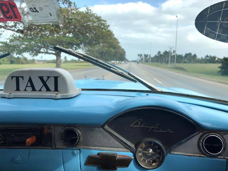 Cuban Taxi. Best gift ideas for travelers. 