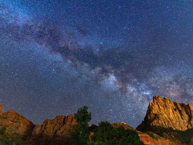 Watchman Campground mountains with starry sky