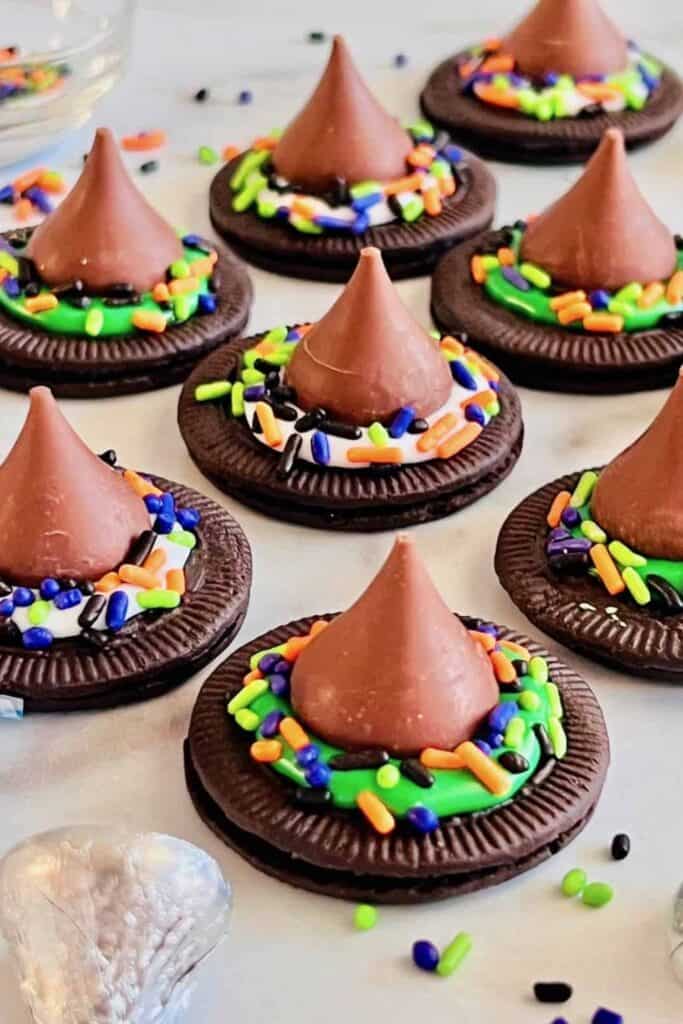 Witch aht cookies made with thin oreos and hershey kisses. 