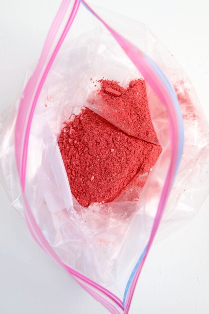 Ziploc Bag of Strawberry & Sugar Powder for Puppy Chow